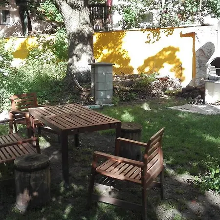 Apartment Newly Furnished Flat In The Centre *